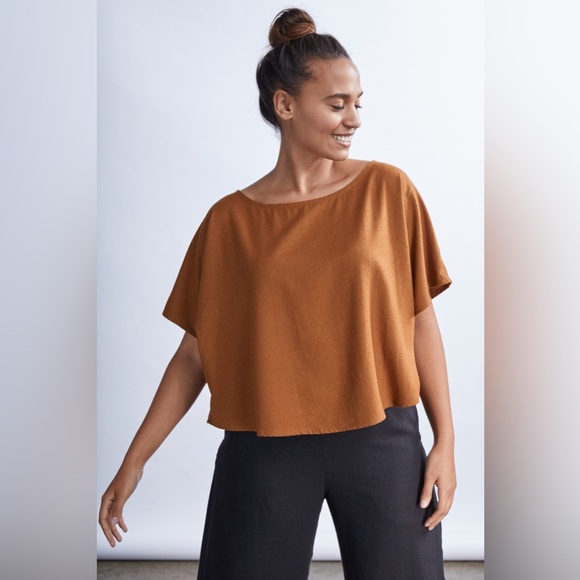 Jamie + The Jones Tops - • Jamie + the Jones • Blank Canvas Top in Umber